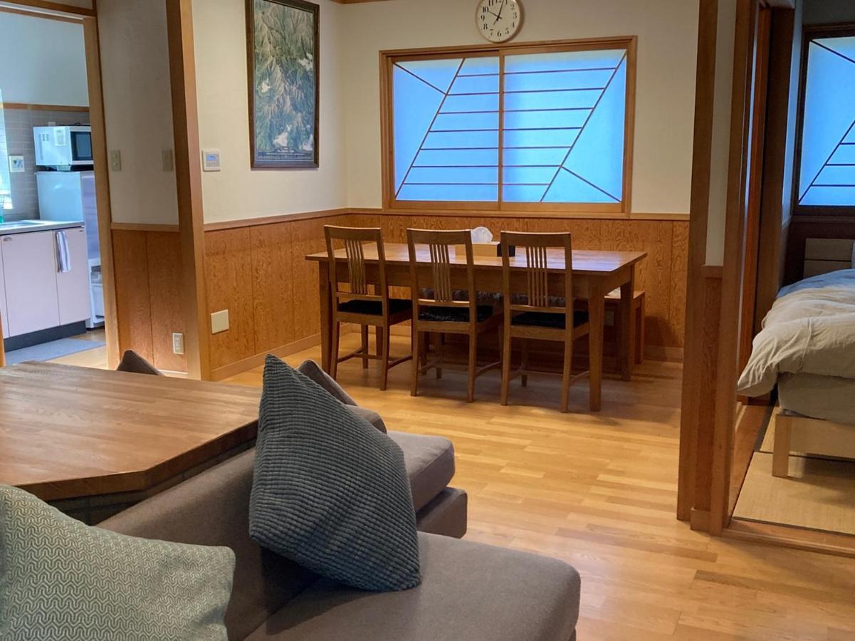 Shirokuma Lodge Hakuba Exteriör bild